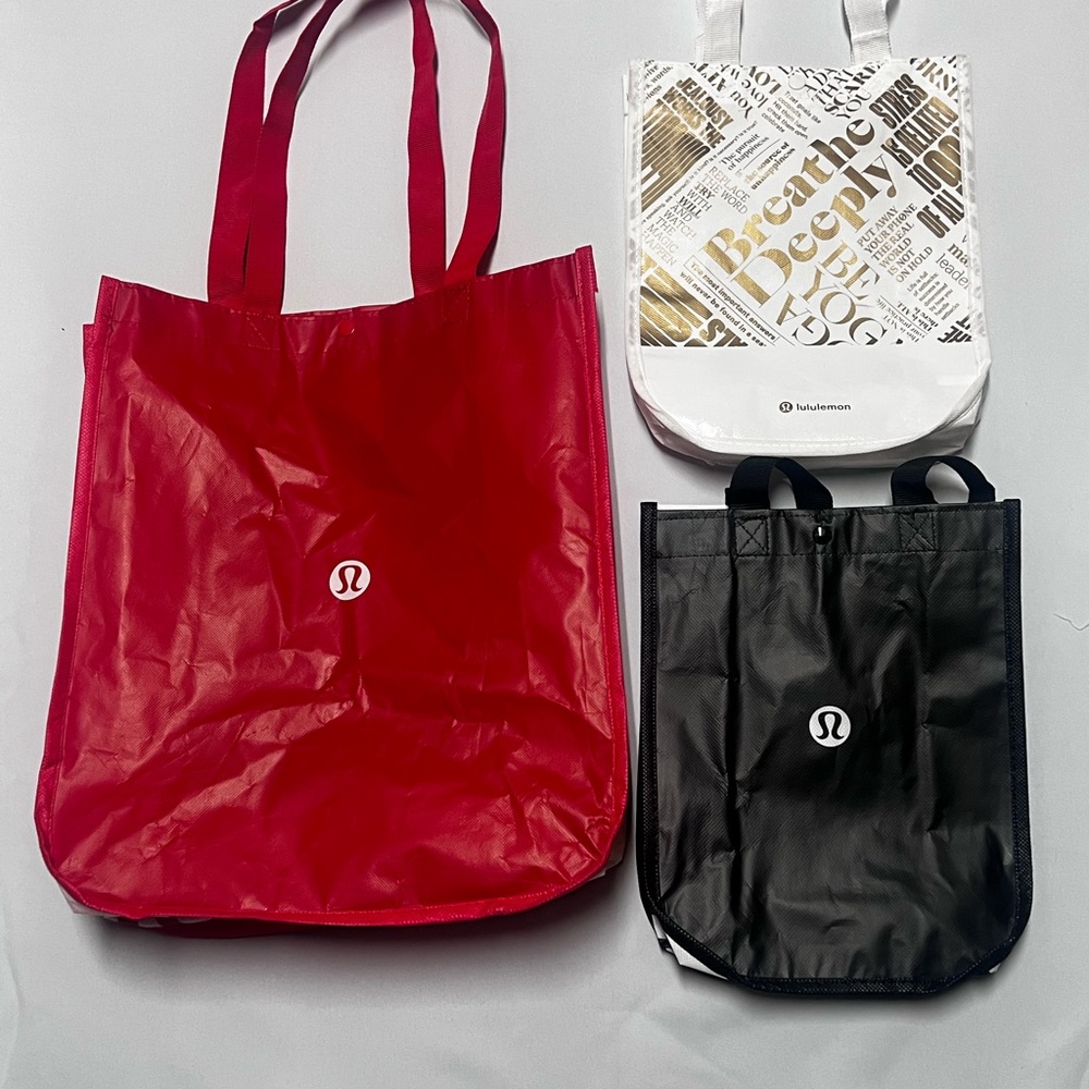 3 Lululemon re-useable bags. New condition.